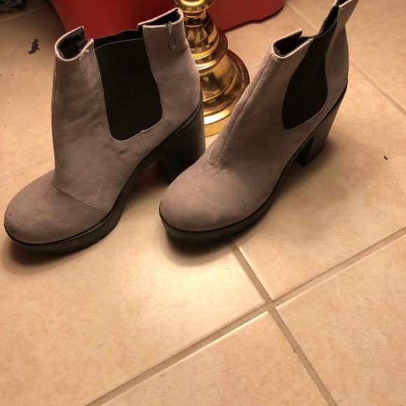 H&M heels - Picture 2 of 4